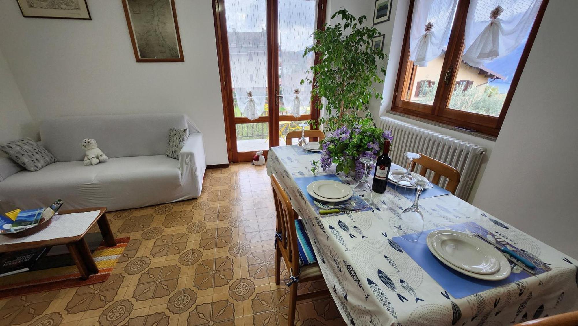 Apartment L'Ulivo Lake View In Private Street Lierna Exterior photo