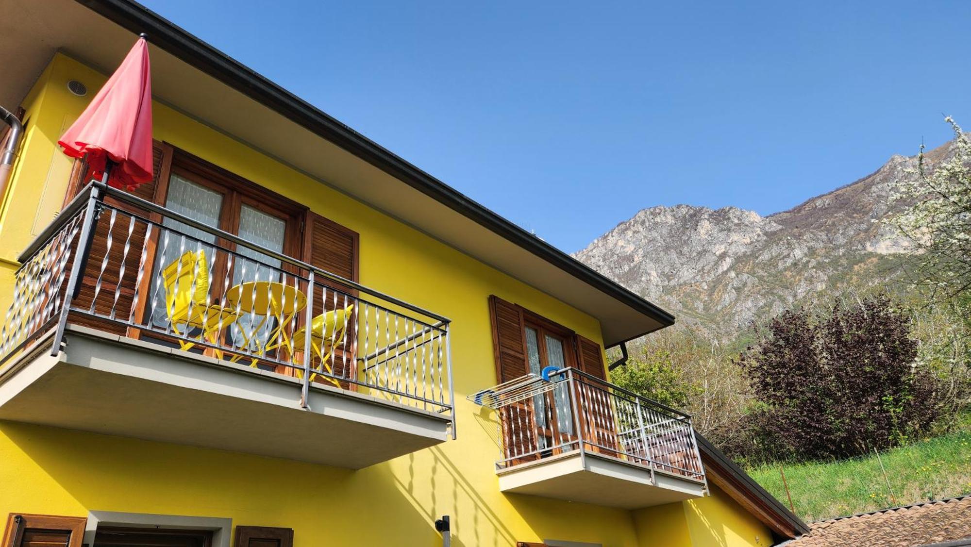 Apartment L'Ulivo Lake View In Private Street Lierna Exterior photo