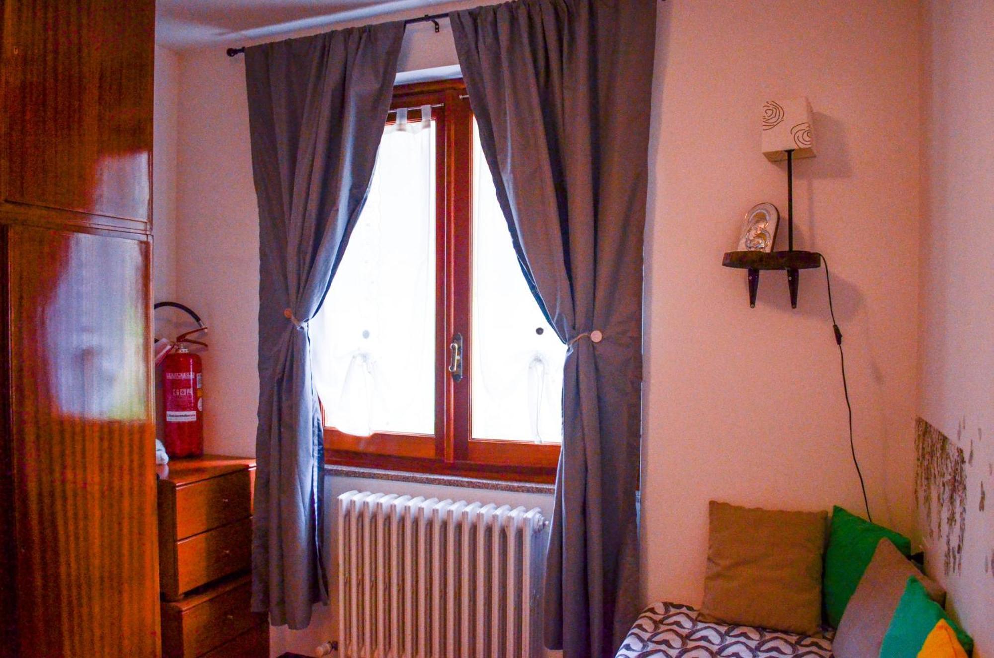 Apartment L'Ulivo Lake View In Private Street Lierna Exterior photo