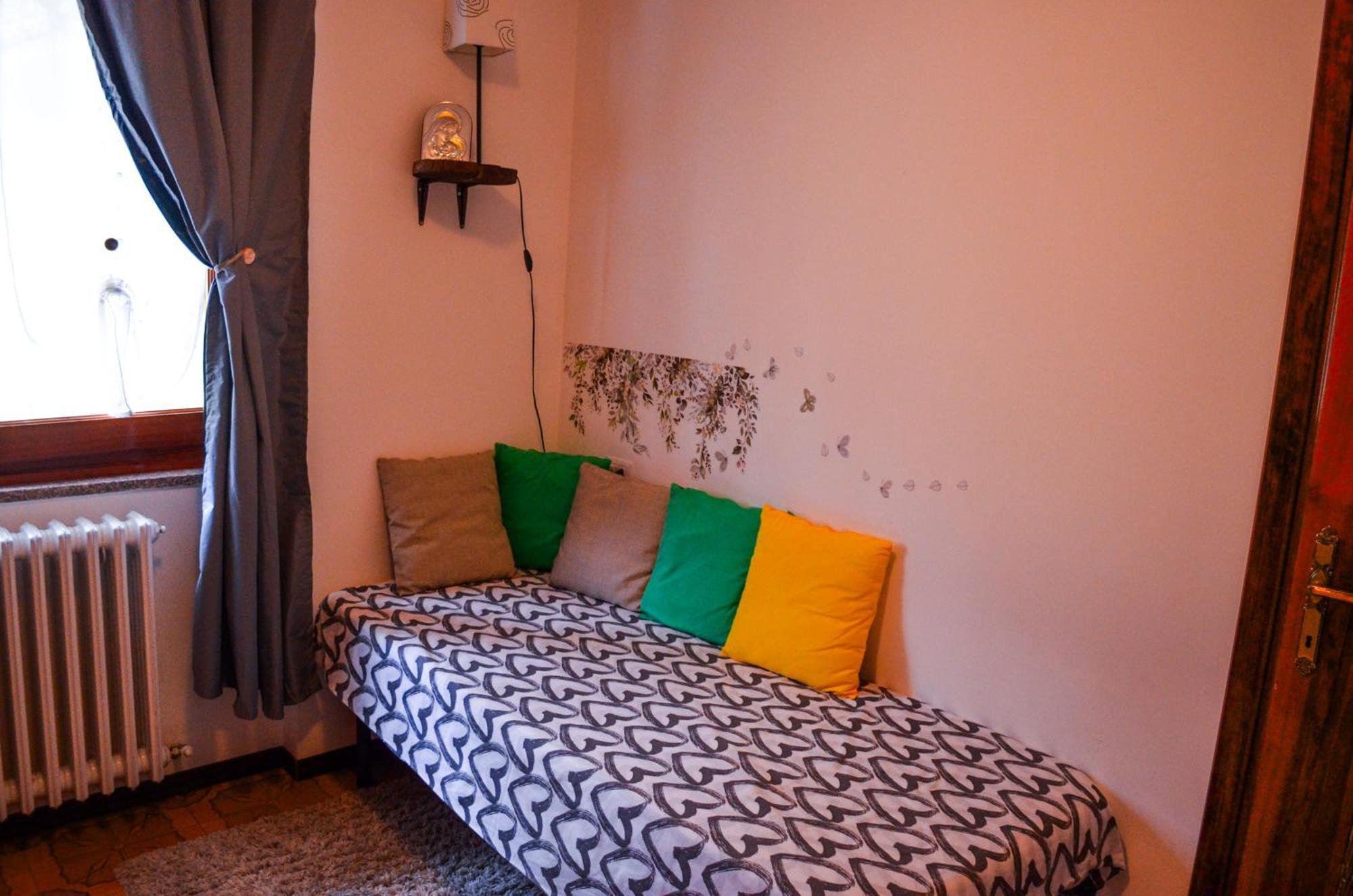 Apartment L'Ulivo Lake View In Private Street Lierna Exterior photo